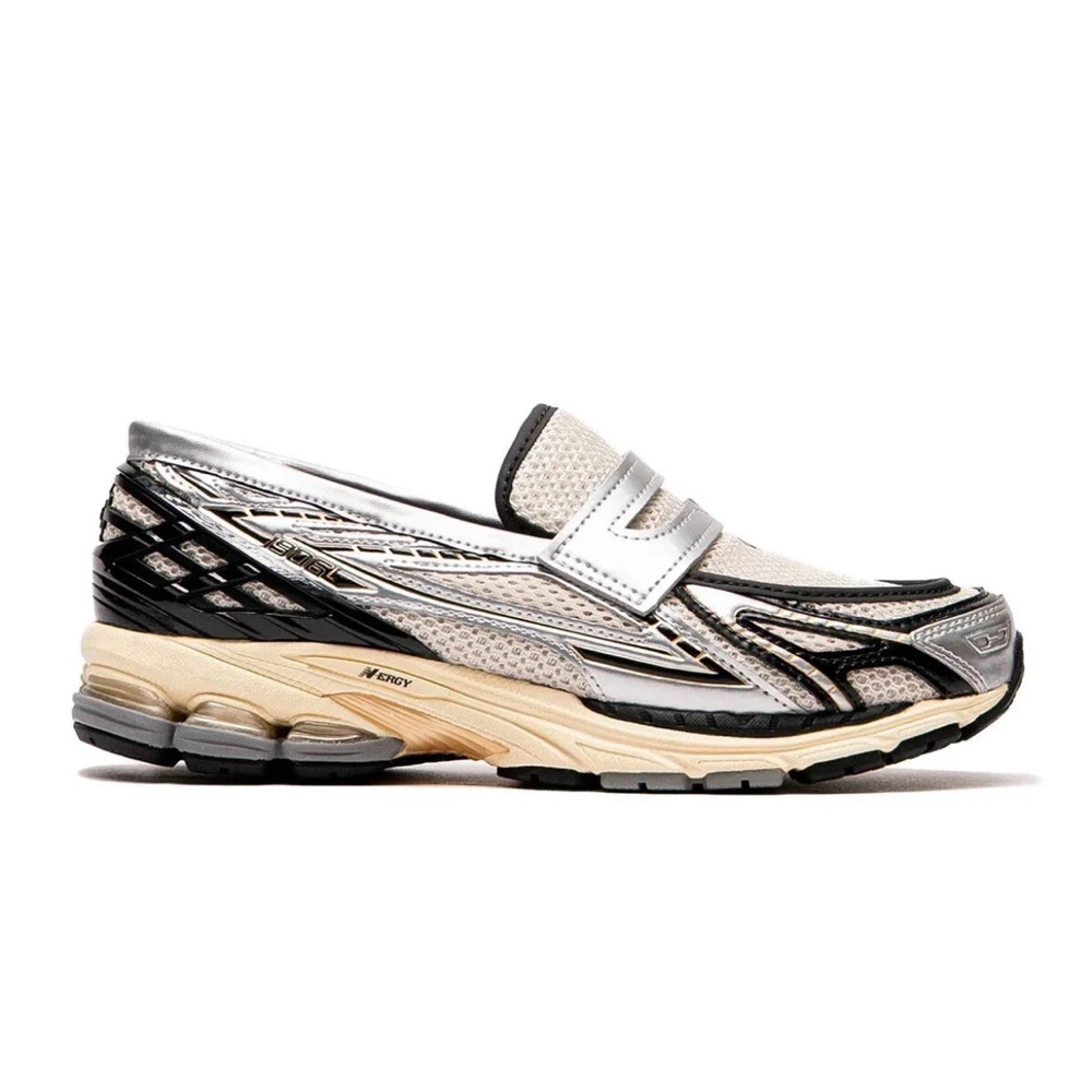 New Balance Silver and Black 1906L